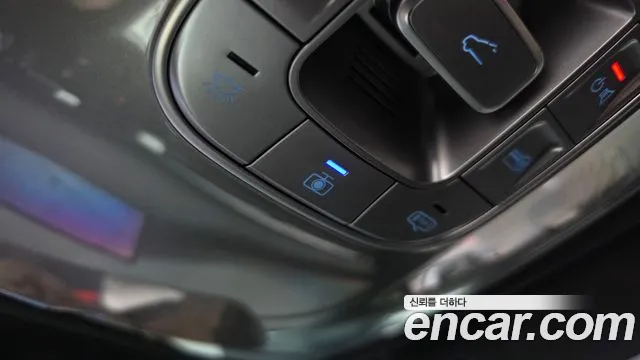 Genesis G80 Бензин 2.5 турбо AWD — Фото автомобиля 26