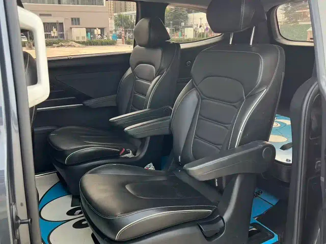 Hyundai Custo — Фото автомобиля 8