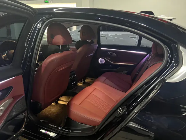 BMW 3 Series — Фото автомобиля 8