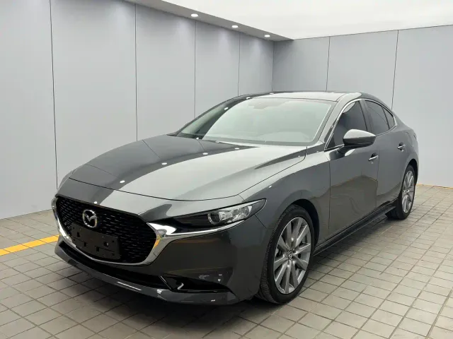 Фотография автомобиля — Mazda Axela
