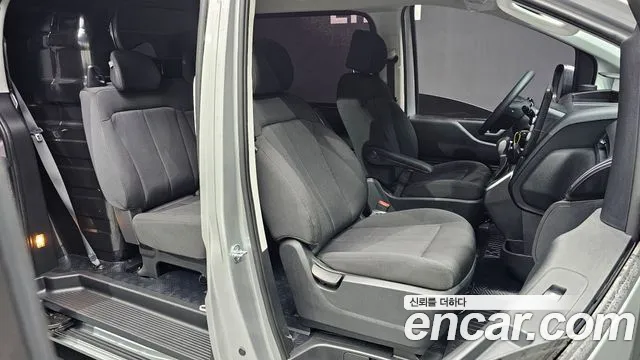 Hyundai Staria Staria Карго 5 мест — Фото автомобиля 11