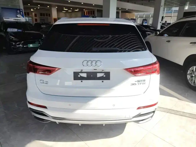 Audi Q3 — Фото автомобиля 5