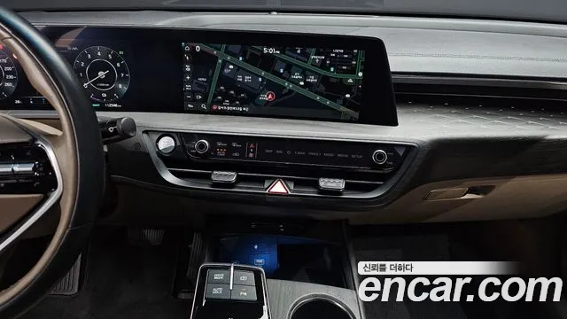 Kia K8 K8 Hybrid — Фото автомобиля 14