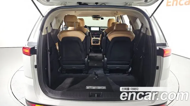 Kia Canival Carnival 4 поколение Дизель 9 мест Prestige — Фото автомобиля 16