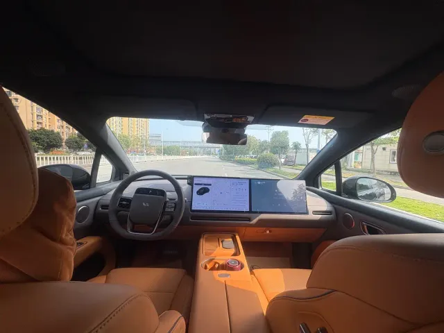 Li Auto i6 — Фото автомобиля 9