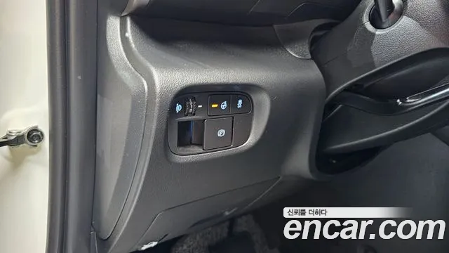Hyundai Casper Casper Electric Inspiration — Фото автомобиля 15