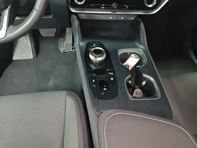 Lexus RZ — Фото автомобиля 13