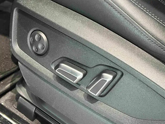 Audi Q5L — Фото автомобиля 16