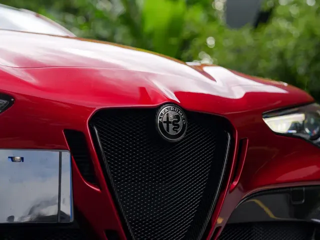 Alfa Romeo Giulia — Фото автомобиля 12