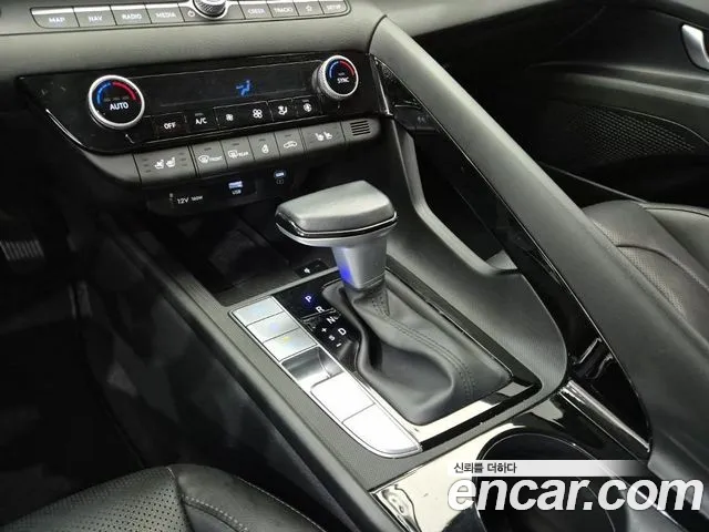 Hyundai Avante CN7 — Фото автомобиля 7