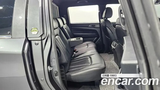 KG_Mobility_Ssangyong Rexton Новый Rexton Sport Khan Дизель 2.2 4WD — Фото автомобиля 11