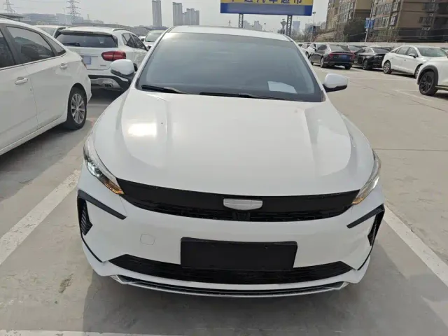 Geely Emgrand L — Фото автомобиля 2