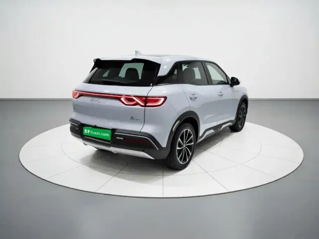 BYD Yuan UP — Фото автомобиля 6