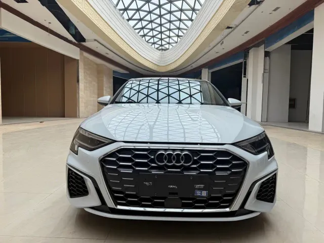 Audi A3 — Фото автомобиля 2