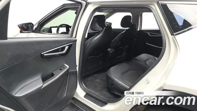 Kia EV6 — Фото автомобиля 16