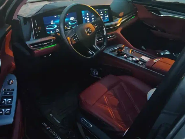 Changan CS75 Plus — Фото автомобиля 9