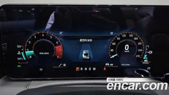 Ford Mustang Mustang 7 поколение 2.3 EcoBoost Premium Кабриолет — Фото автомобиля 8