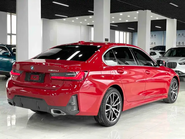 BMW 3 Series — Фото автомобиля 4