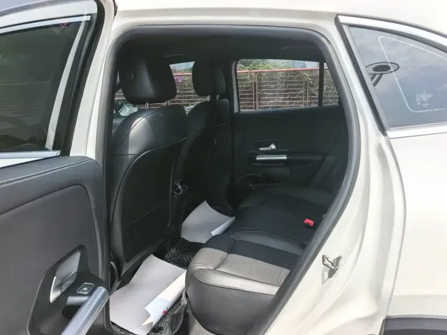 Mercedes-Benz EQA — Фото автомобиля 13