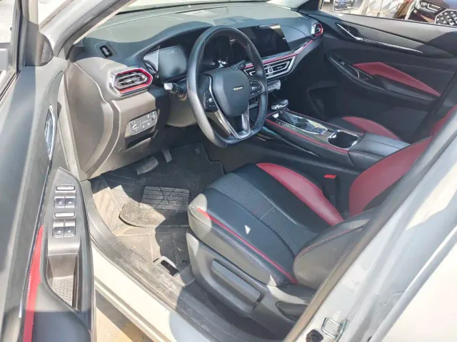 Changan Oushang X5 — Фото автомобиля 4