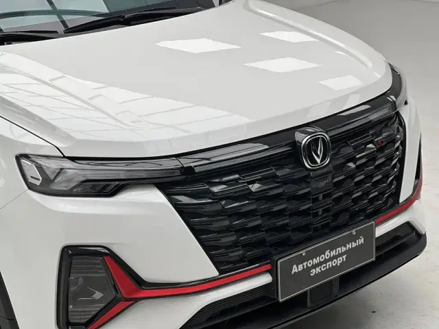 Changan CS35 Plus — Фото автомобиля 5