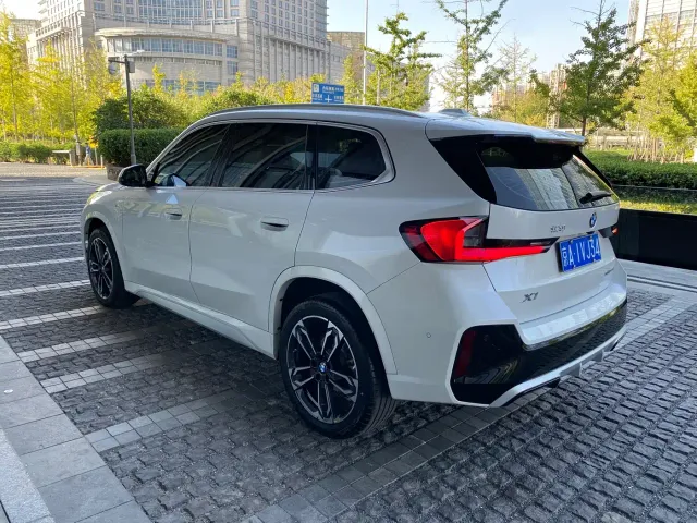BMW X1 — Фото автомобиля 5