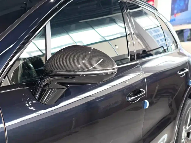 Porsche Cayenne — Фото автомобиля 8