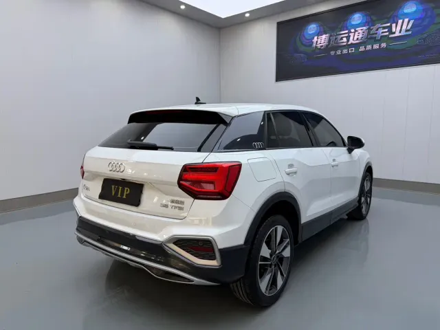 Audi Q2L — Фото автомобиля 6