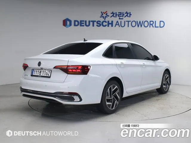 Volkswagen Jetta — Фото автомобиля 2