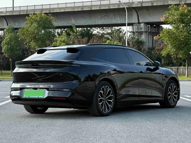 Zeekr 007 GT — Фото автомобиля 6