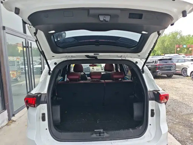 Jetour X70 Plus — Фото автомобиля 18