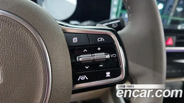 Kia Canival Новый Carnival 4 поколение Бензин 4 места Hi-Limousine — Фото автомобиля 16