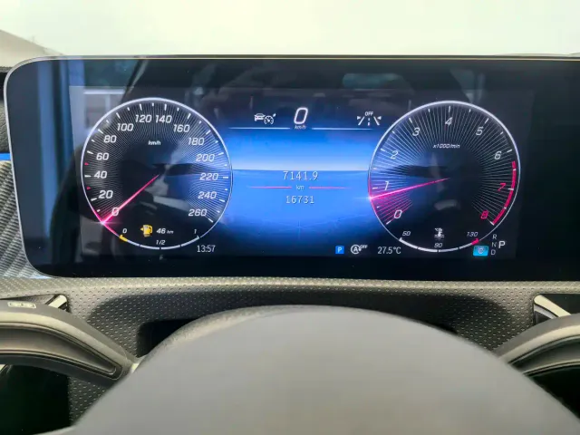 Mercedes-Benz A-Class — Фото автомобиля 18