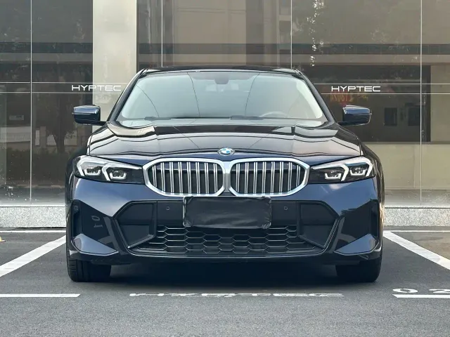 BMW 3 Series — Фото автомобиля 3