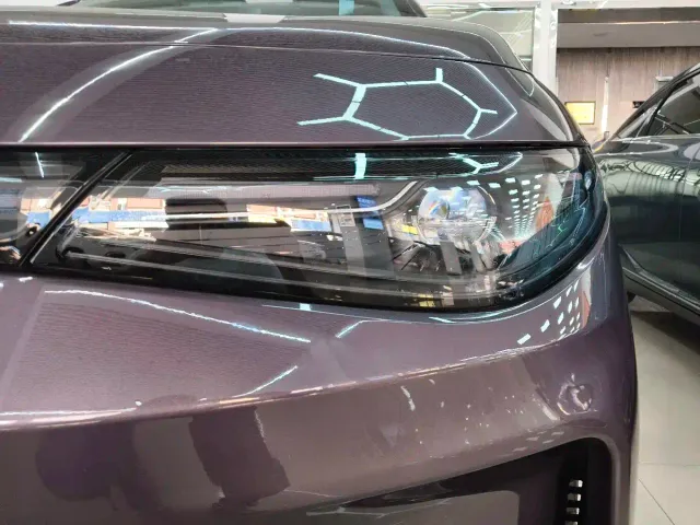 Leapmotor C10 — Фото автомобиля 16
