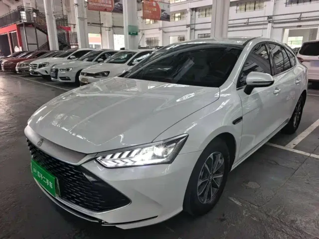 Фотография автомобиля — BYD Qin PLUS