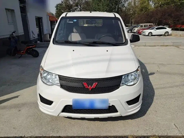 Wuling Hongguang — Фото автомобиля 2