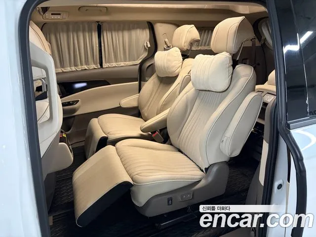 Kia Carnival 4th Gen — Фото автомобиля 8