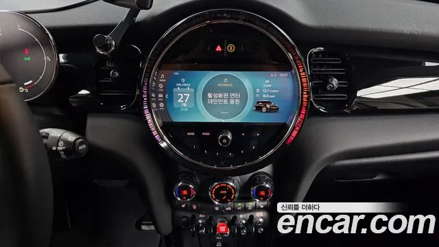 Mini Cooper Cooper 5 дверей Classic — Фото автомобиля 11