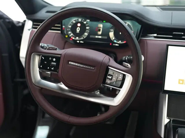 Land Rover Range Rover — Фото автомобиля 11