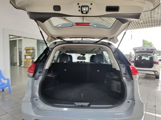 Nissan X-Trail — Фото автомобиля 18