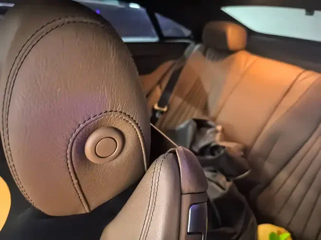 Mercedes-Benz E-Class — Фото автомобиля 6