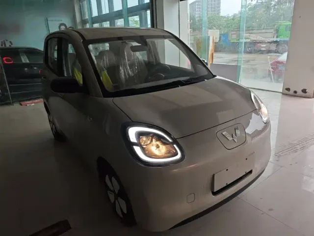 Wuling Hongguang Mini EV — Фото автомобиля 3