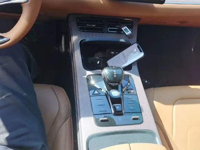BYD Han 2023 EV Champion Edition 610KM AWD Flagship — Фото автомобиля 13
