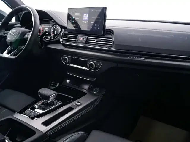 Audi Q5L — Фото автомобиля 29
