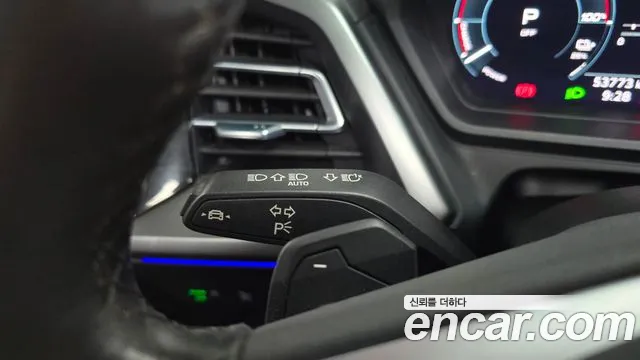 Audi Q4 e-tron — Фото автомобиля 25