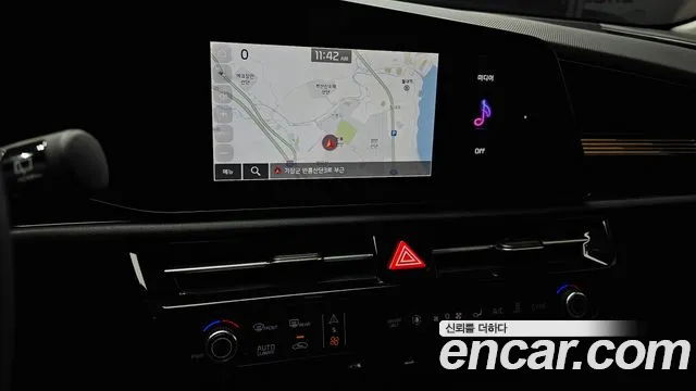 Kia Niro New — Фото автомобиля 16