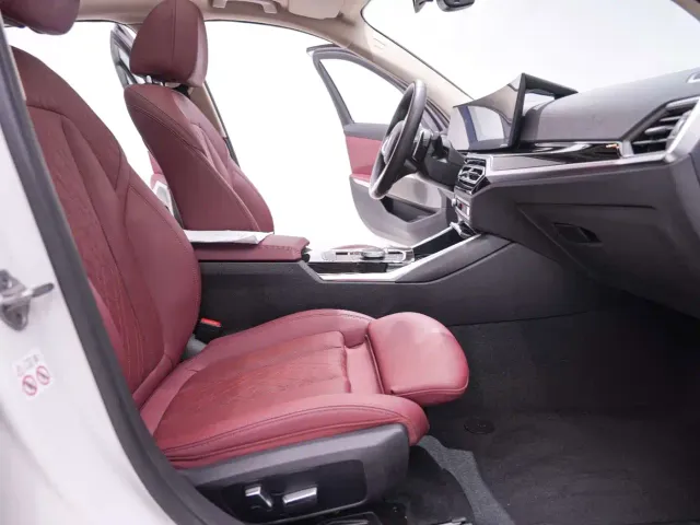 BMW 3 Series — Фото автомобиля 25