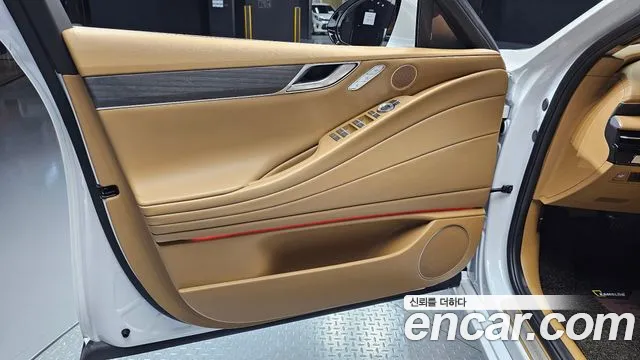 Genesis G80 Бензин 2.5 турбо AWD — Фото автомобиля 20