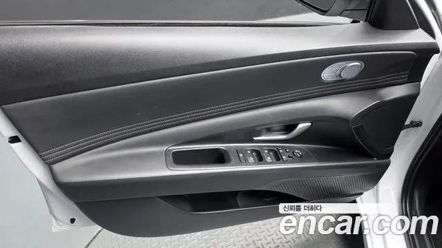 Hyundai Avante CN7 — Фото автомобиля 13
